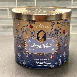 Bath & Body Works Disney Snow White Candle